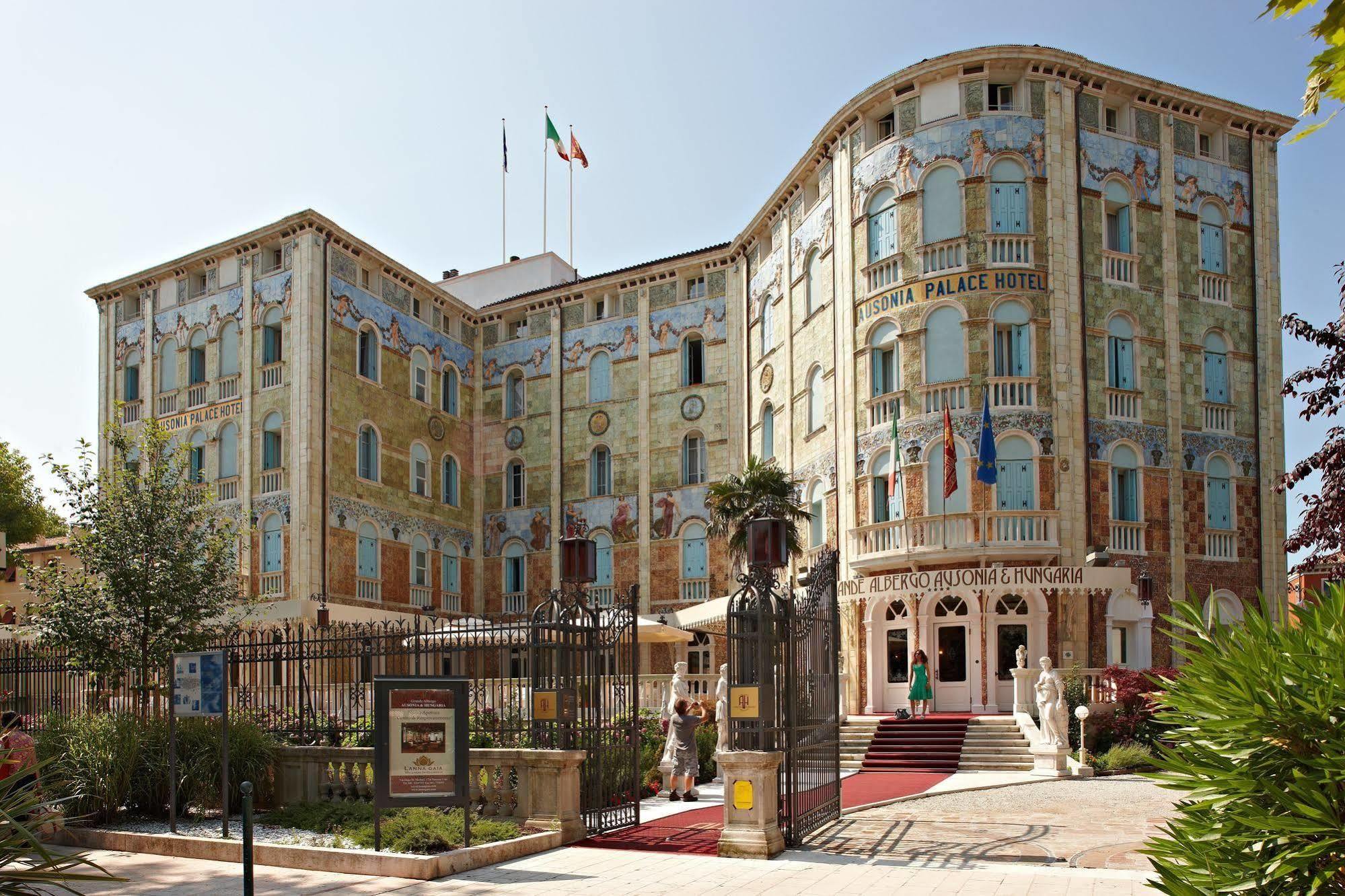 Ausonia Hungaria Wellness & Lifestyle Hotell Lido di Venezia Eksteriør bilde